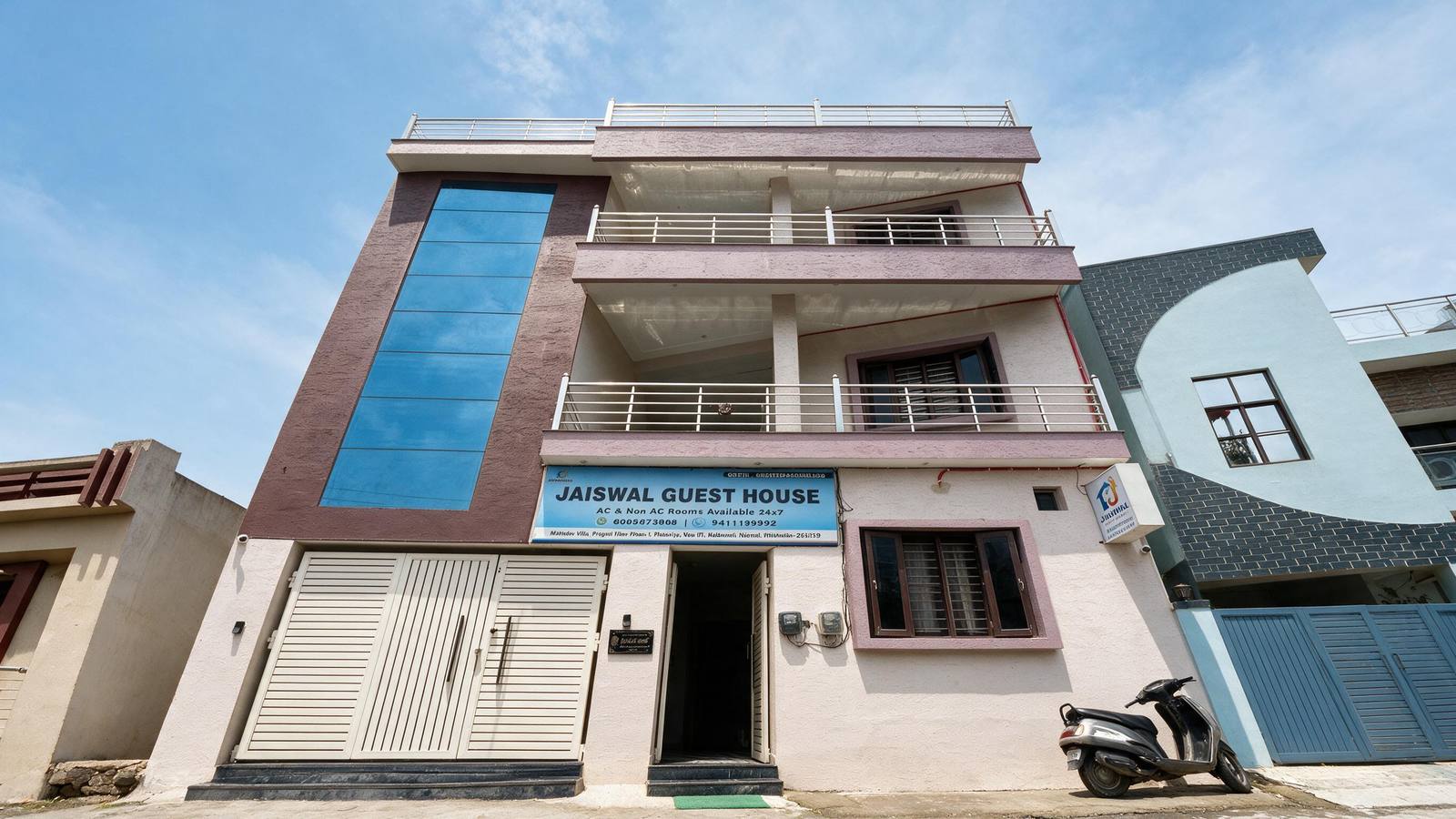 Jaiswal Guest House building in Dahariya, Haldwani